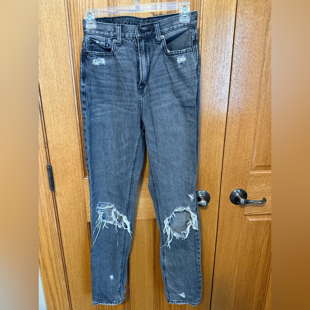 American Eagle Outfitters Black Distressed Skinny Jeans